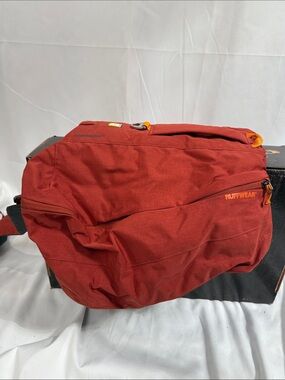 Ruffwear Brick Red L/XL dog harness.